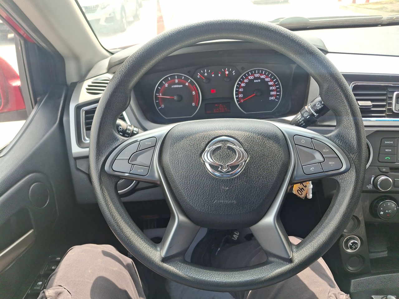 SSANGYONG - 23