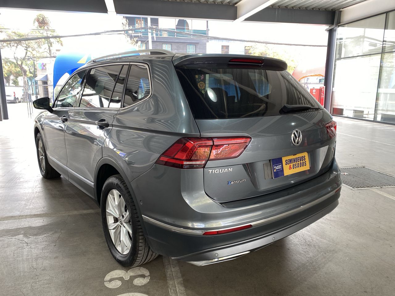 VOLKSWAGEN - 7