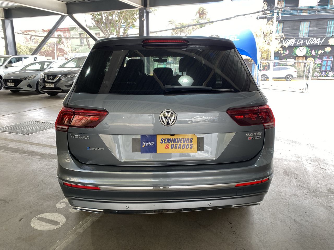 VOLKSWAGEN - 8