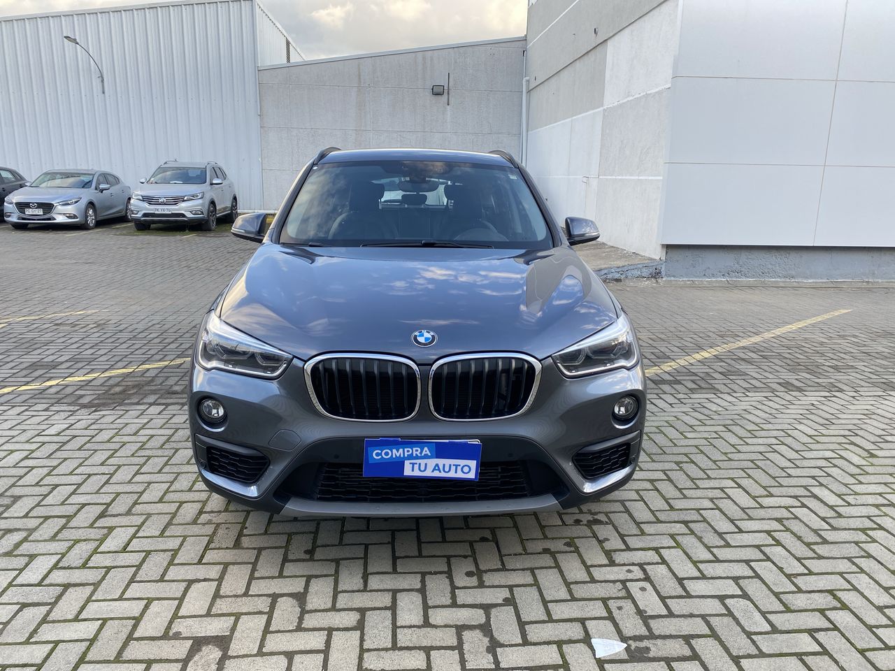 BMW - 2