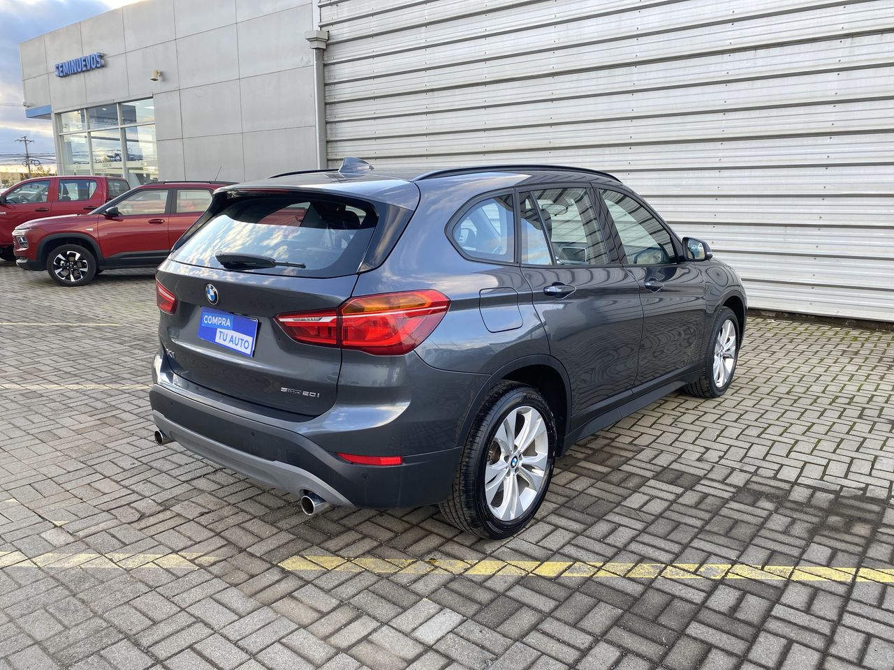 BMW - 7