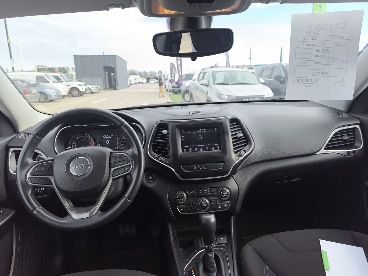 Jeep Cherokee — foto 29 de 29
