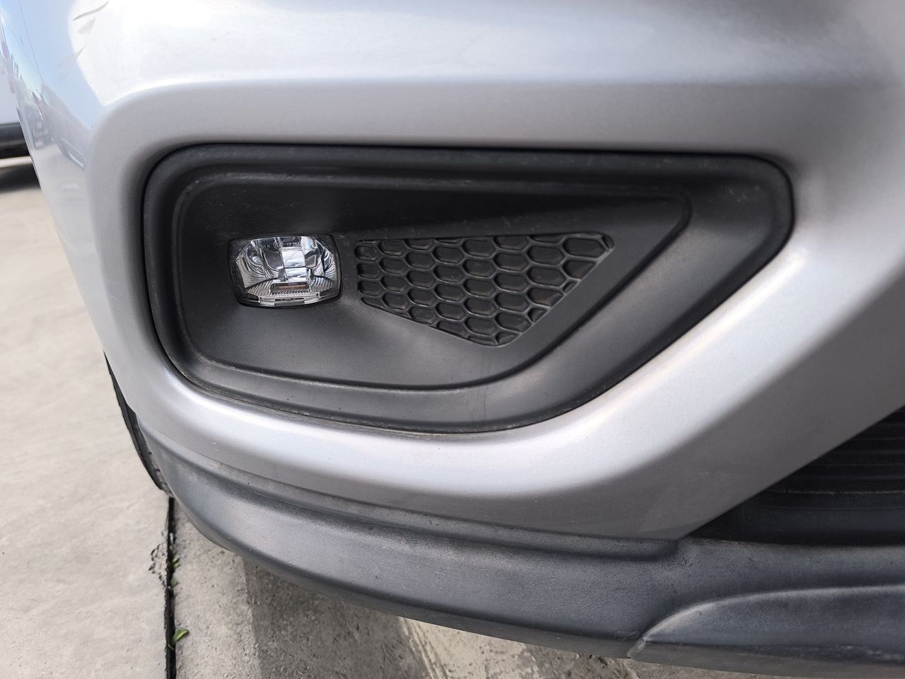 Jeep Cherokee — foto 18 de 29