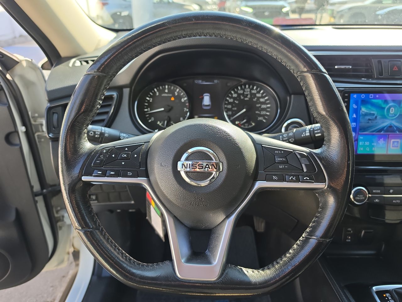 NISSAN - 17