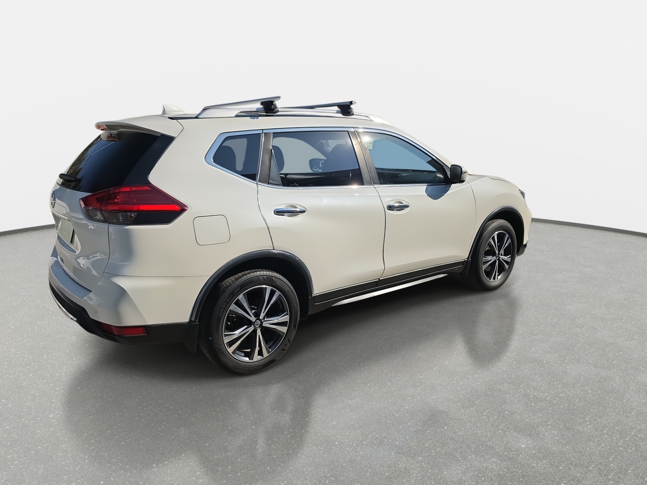 NISSAN - 2