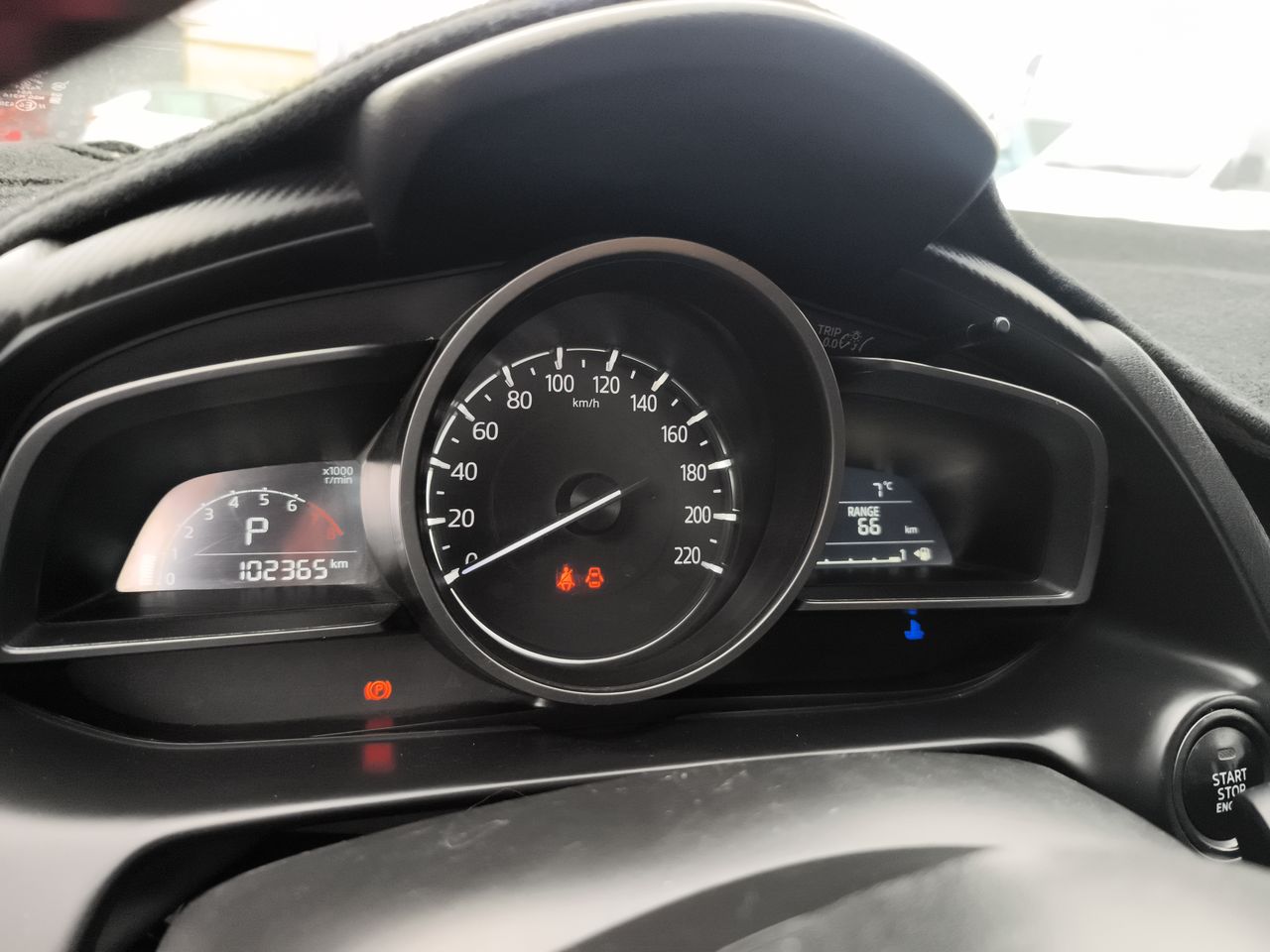 MAZDA - 25