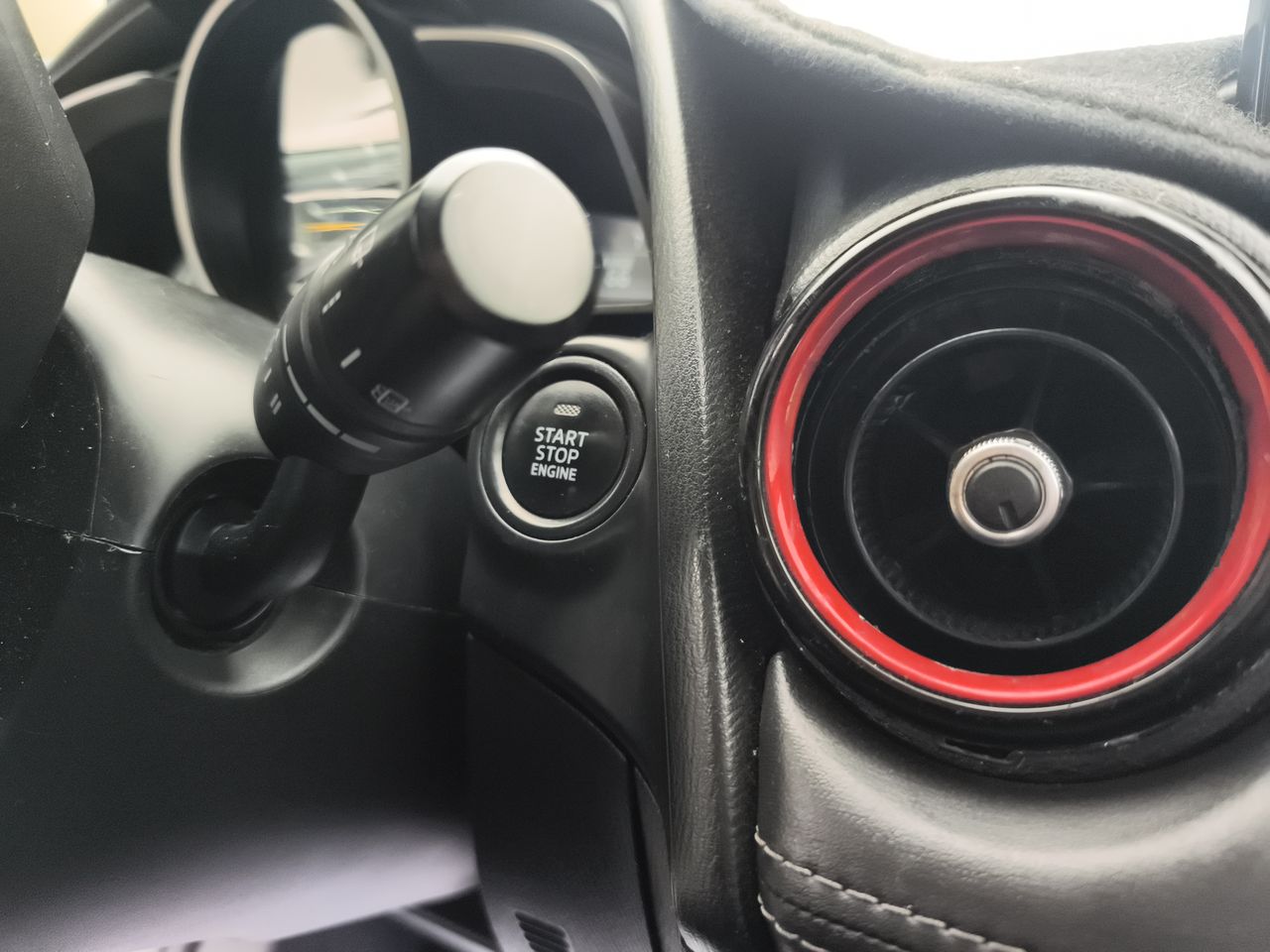 MAZDA - 33