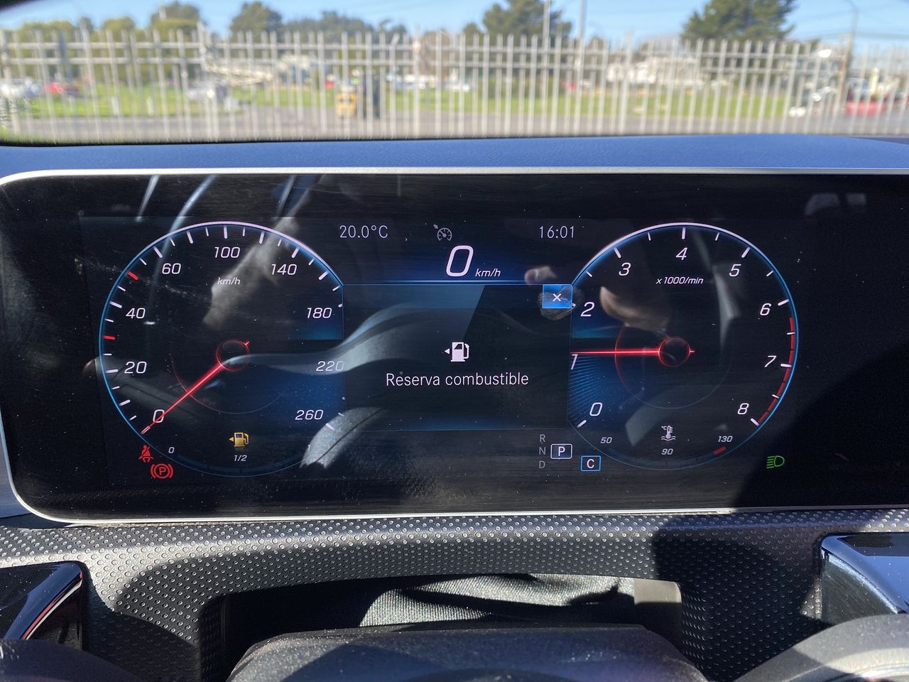MERCEDES BENZ - 26