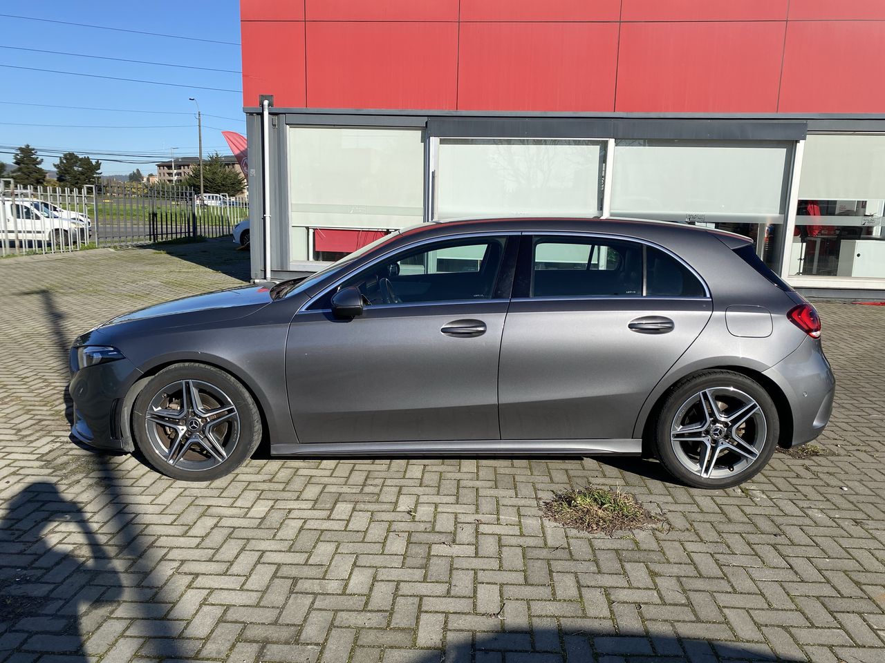 MERCEDES BENZ - 4