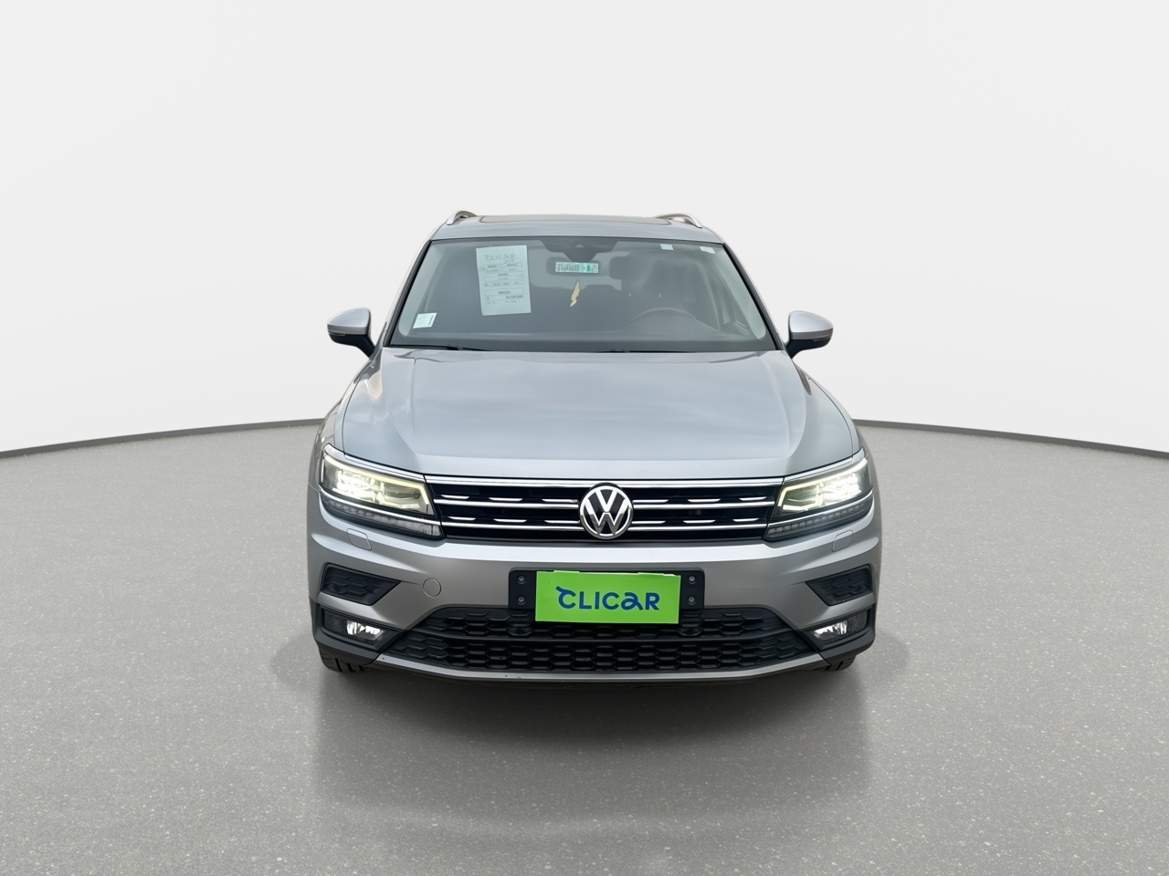 VOLKSWAGEN - 2
