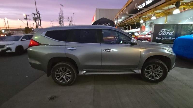MITSUBISHI - 3