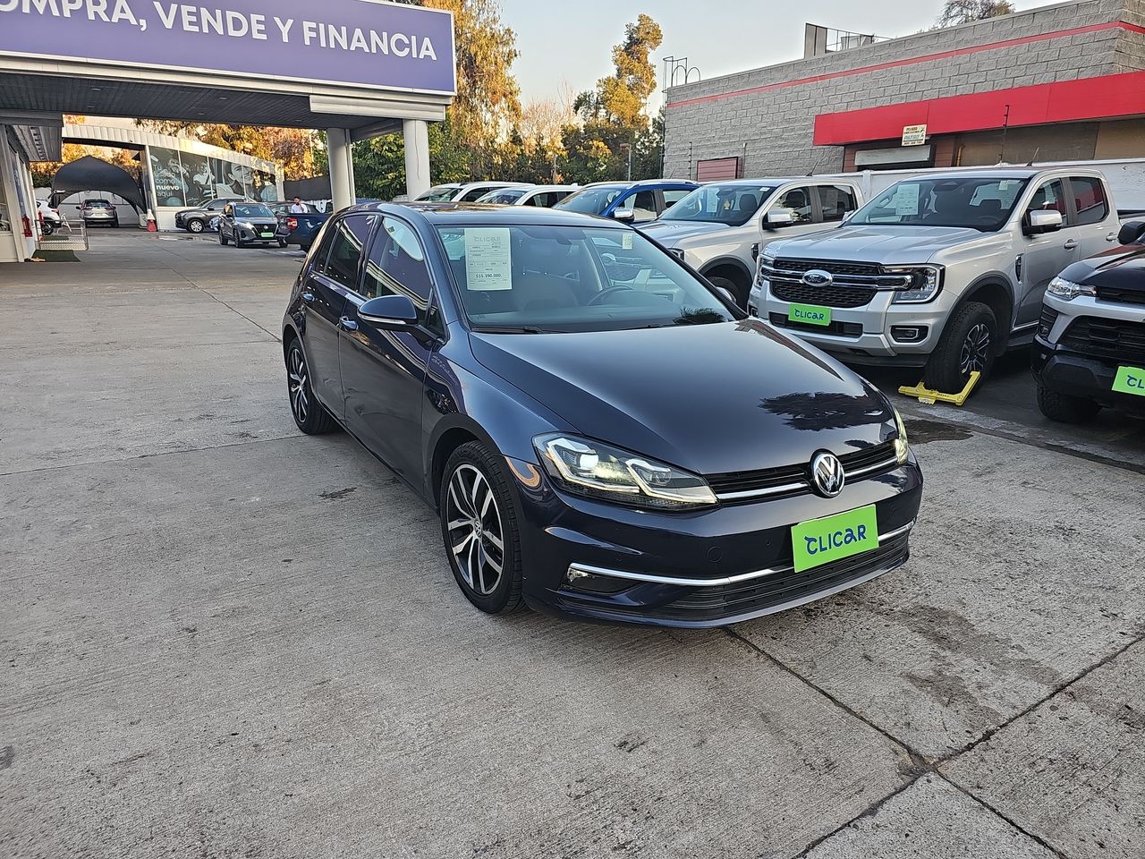 VOLKSWAGEN - 1