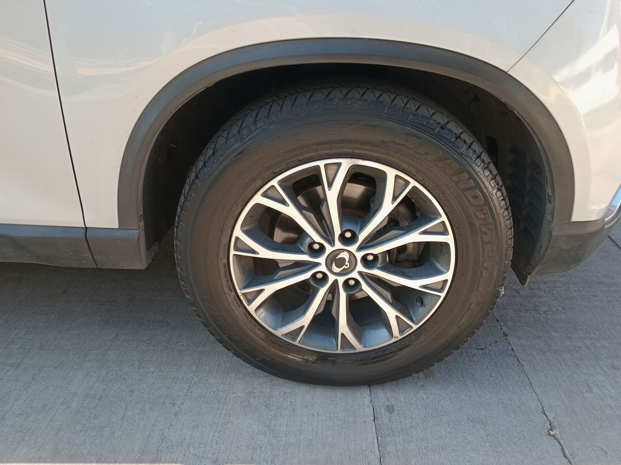 SSANGYONG - 15