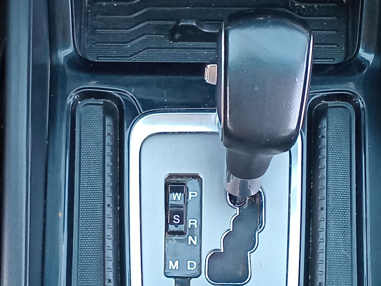SSANGYONG - 29