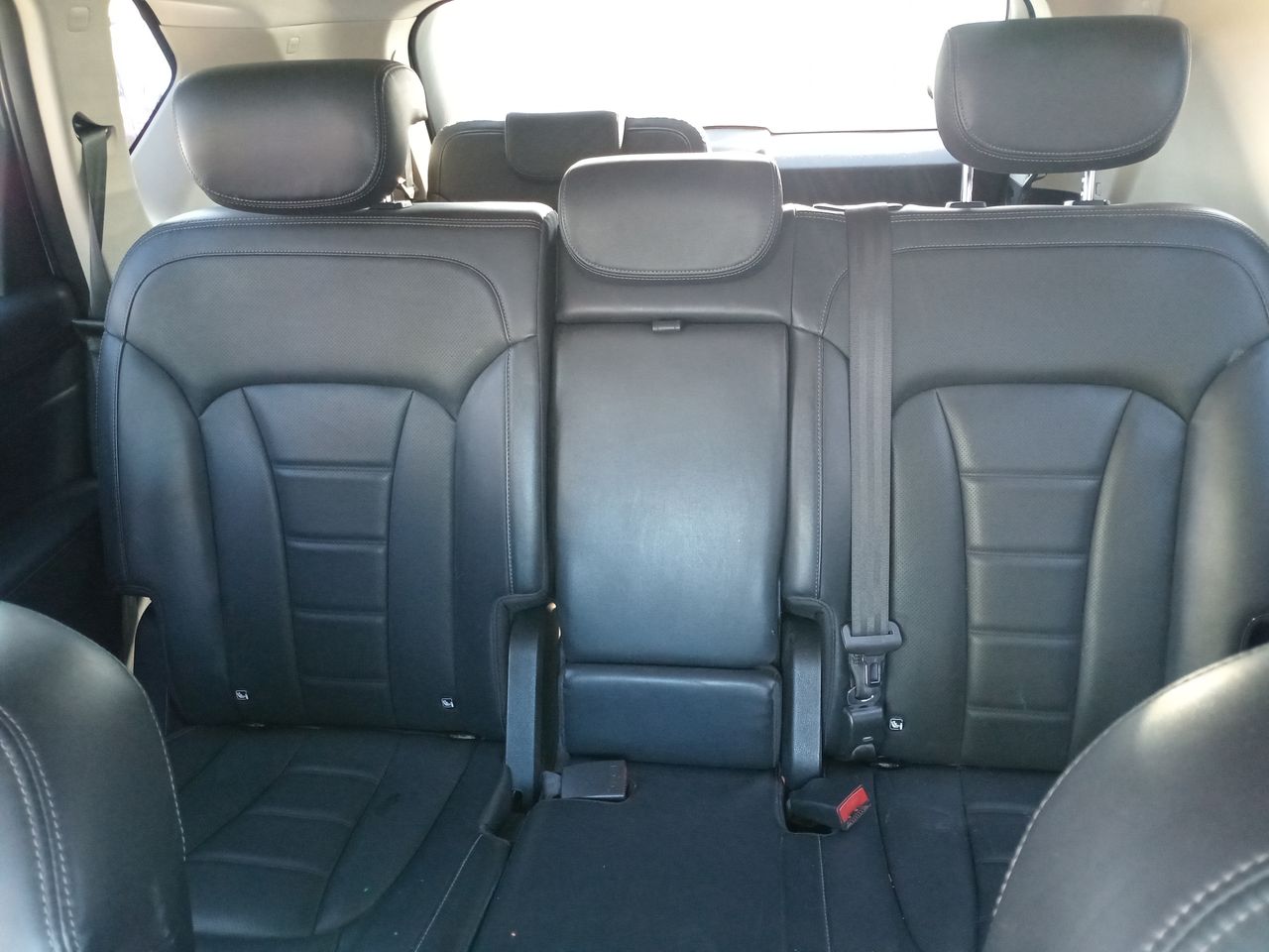 SSANGYONG - 12