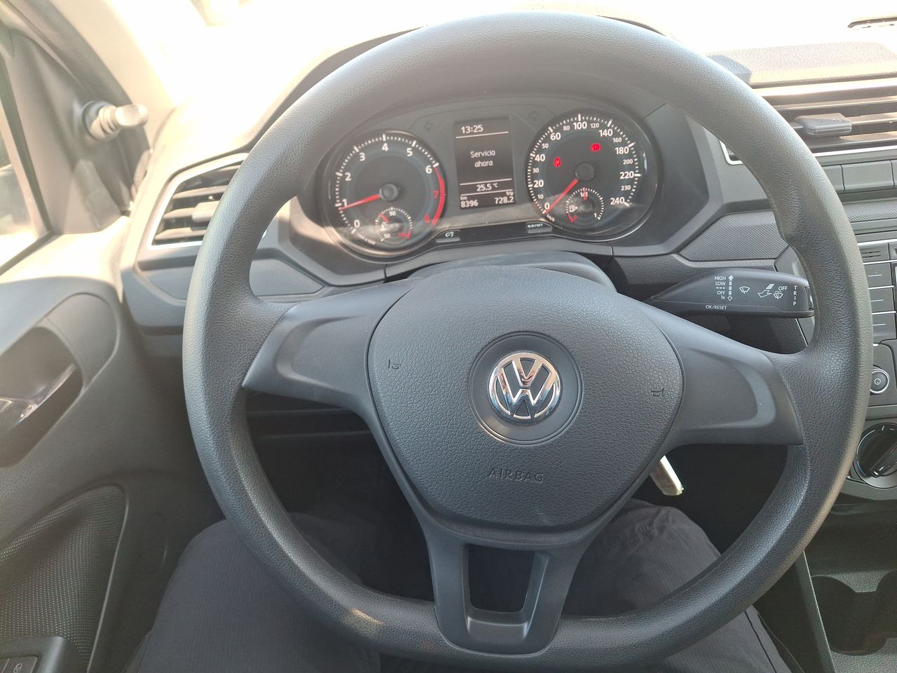 VOLKSWAGEN - 22