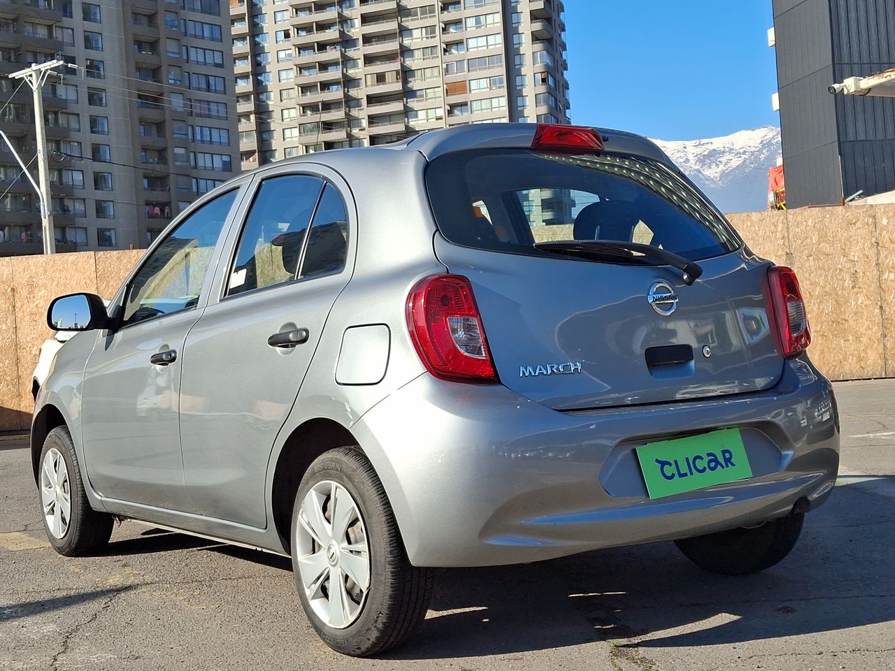 NISSAN - 5