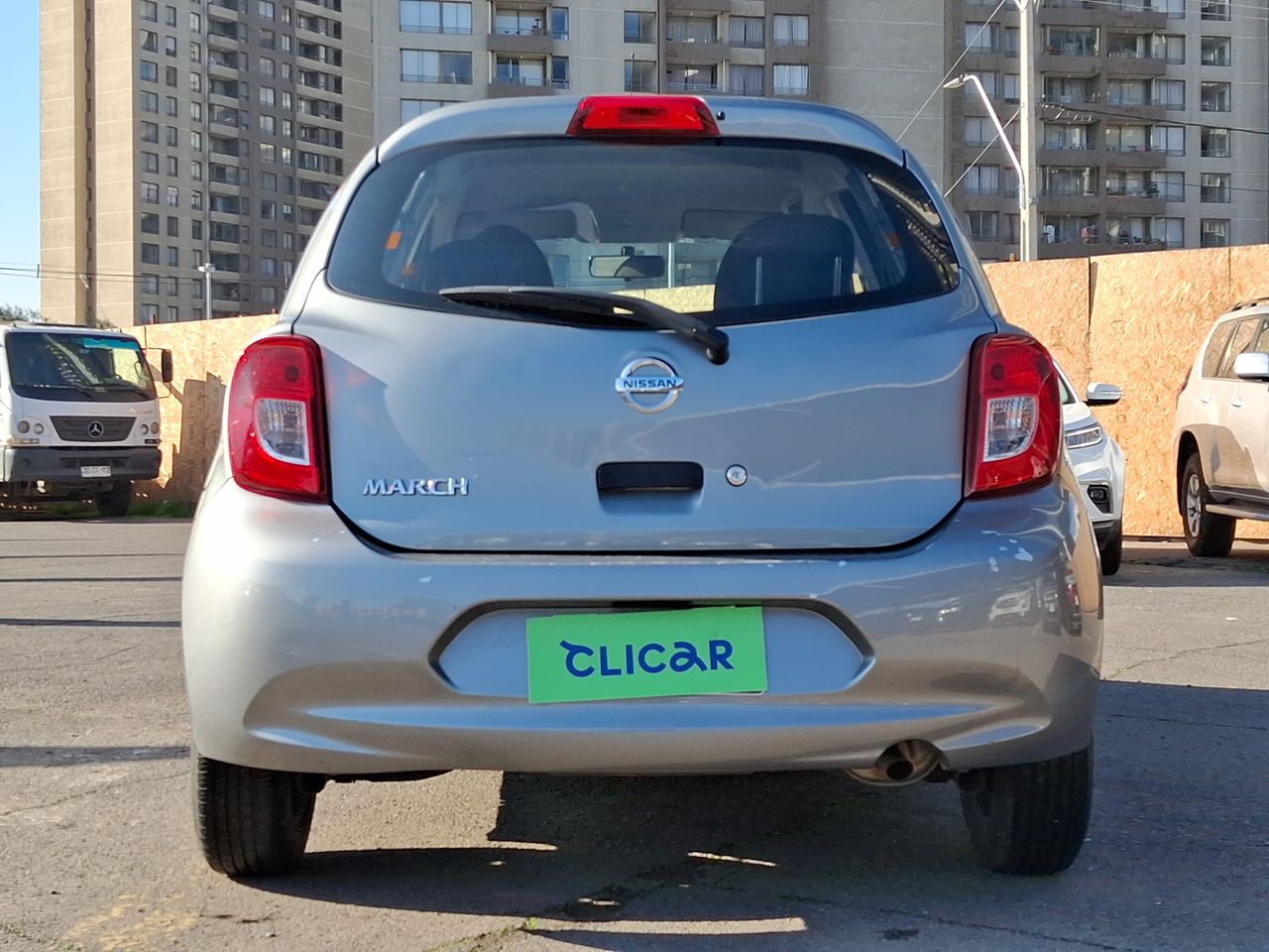 NISSAN - 6