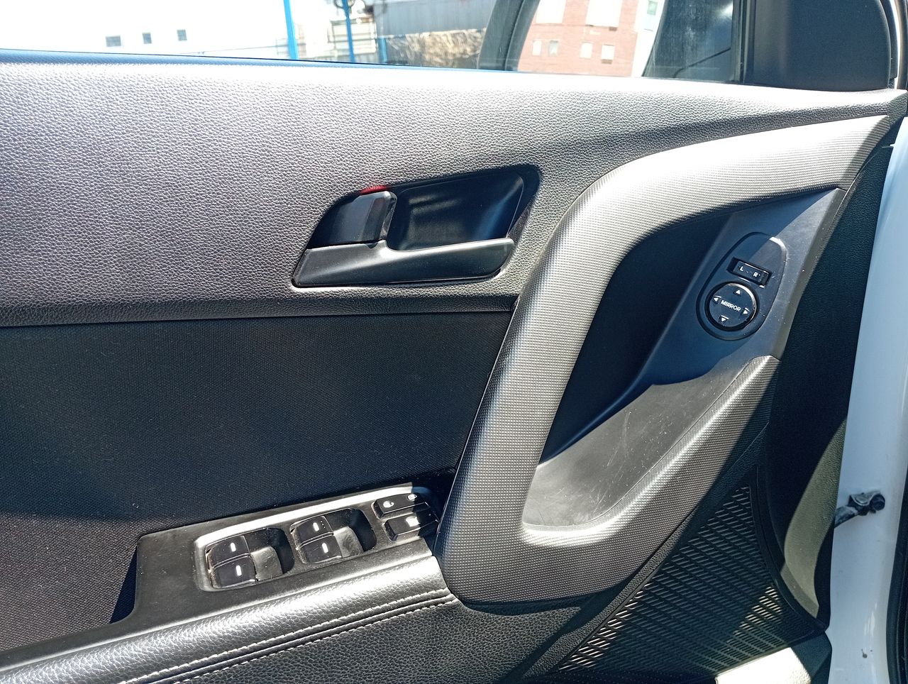 HYUNDAI - 22