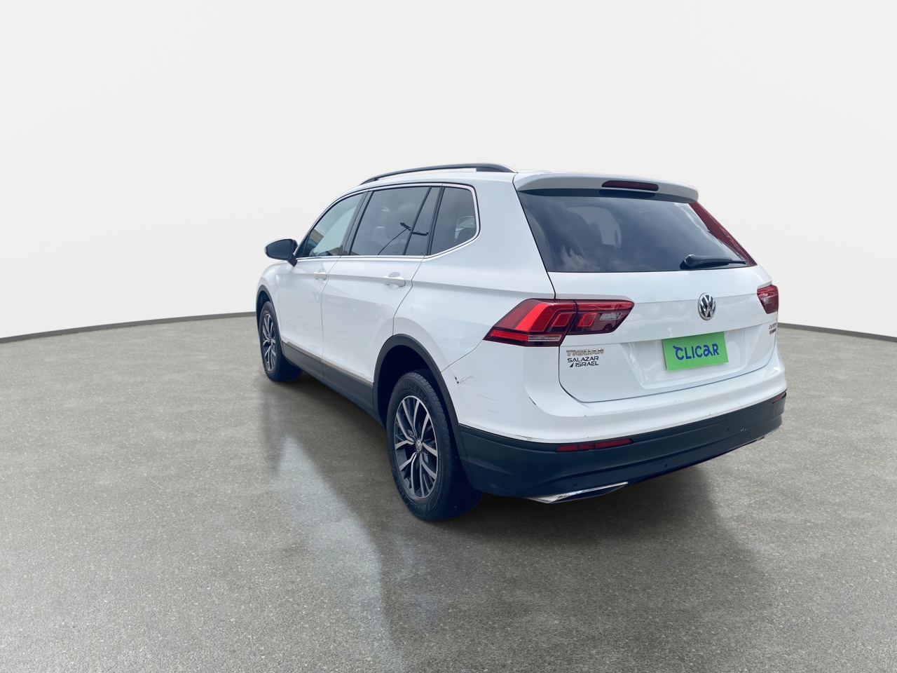 VOLKSWAGEN - 5