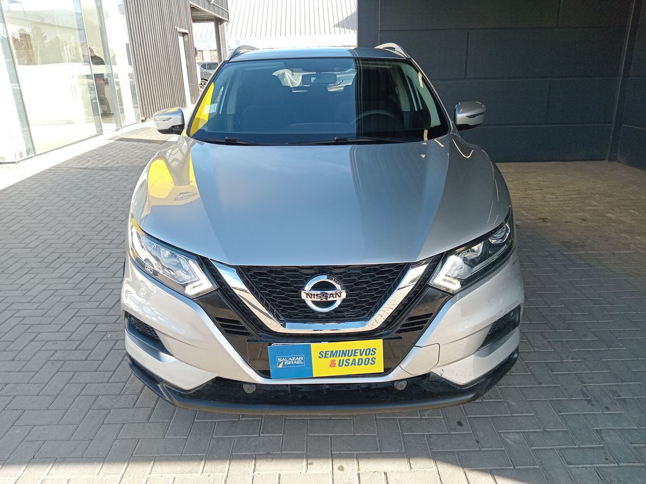 NISSAN - 2