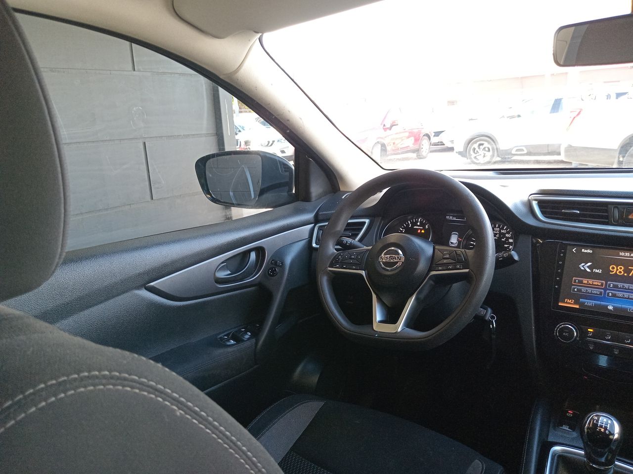 NISSAN - 15