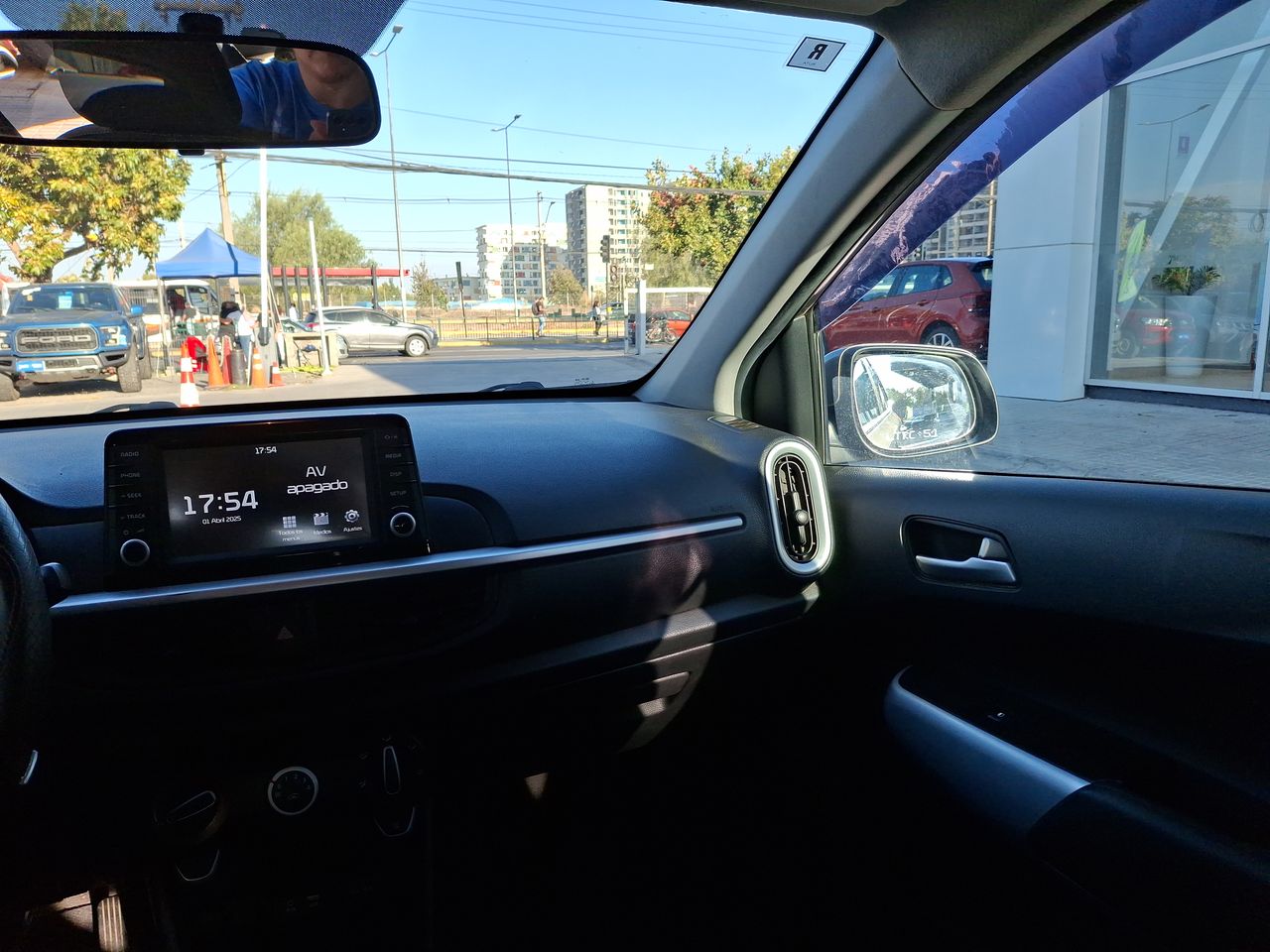 KIA - 10