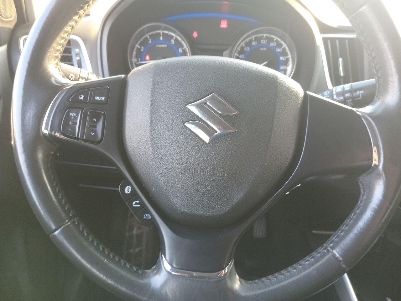 SUZUKI - 27