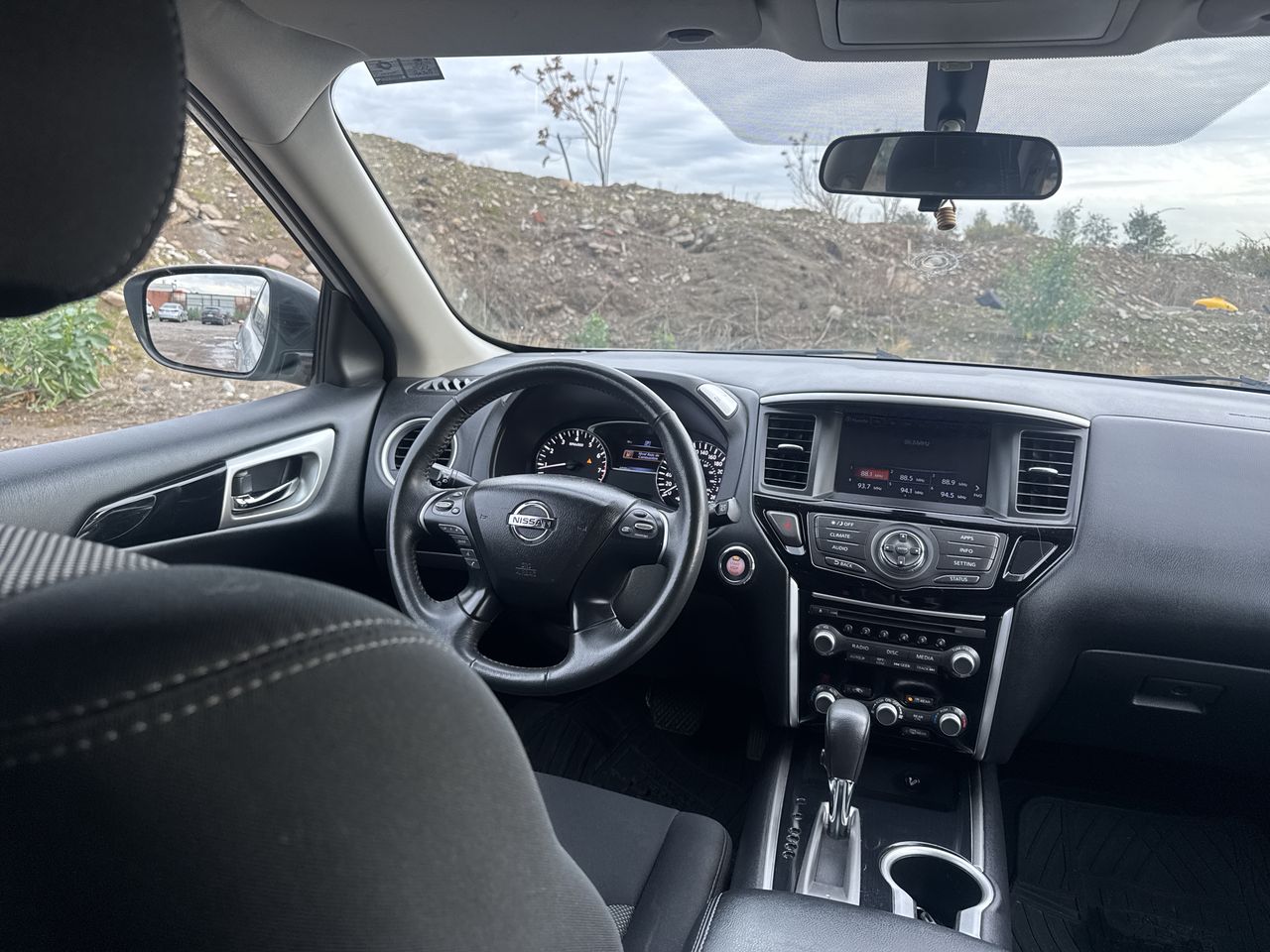 NISSAN - 6