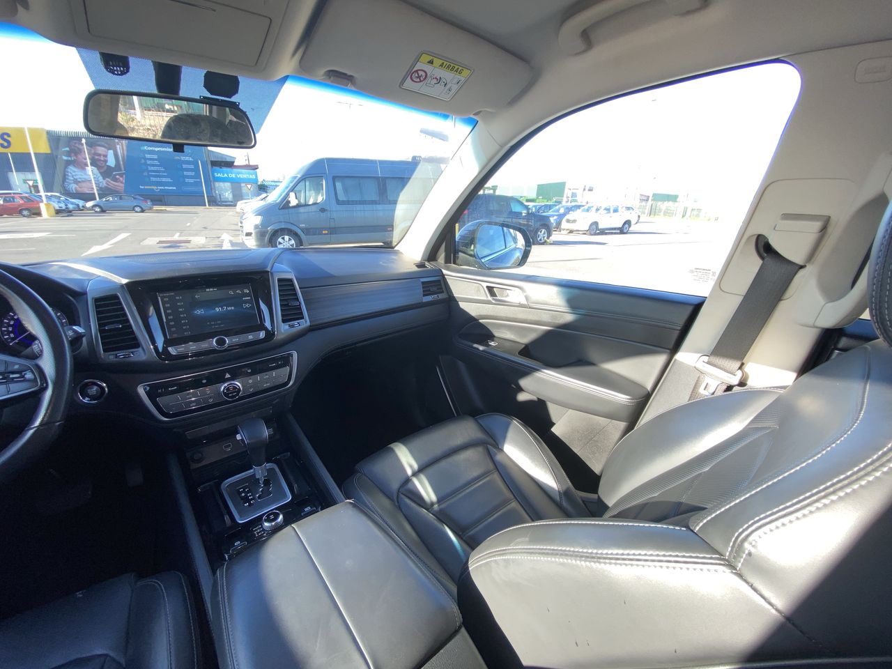 SSANGYONG - 14