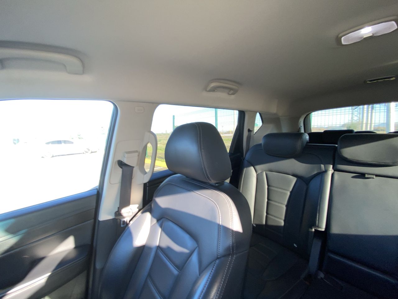 SSANGYONG - 16