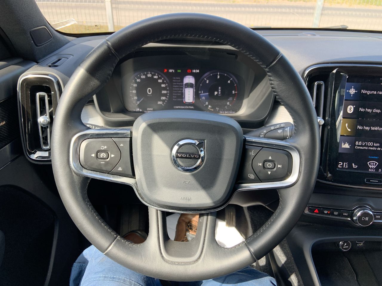 VOLVO - 30