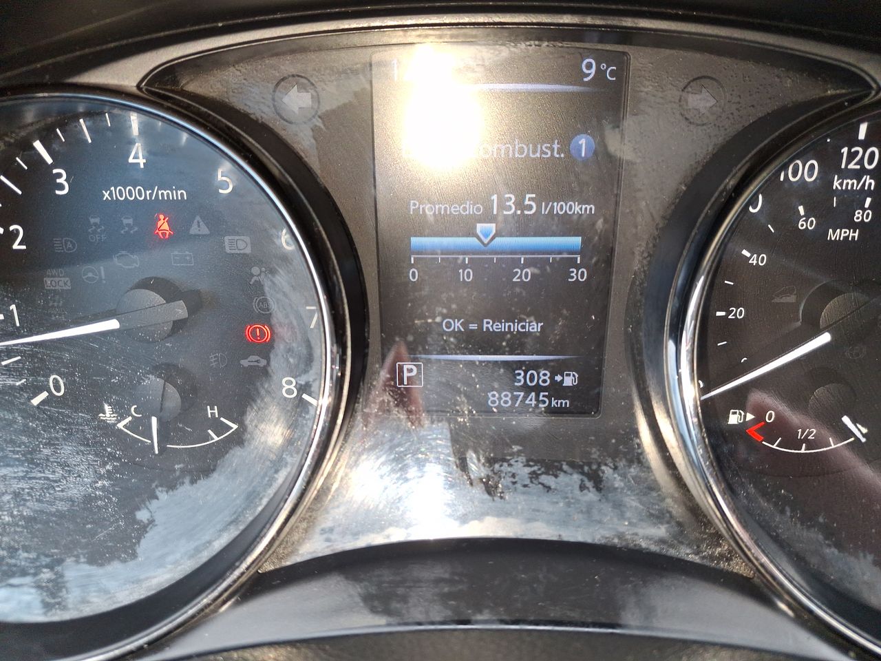 NISSAN - 18