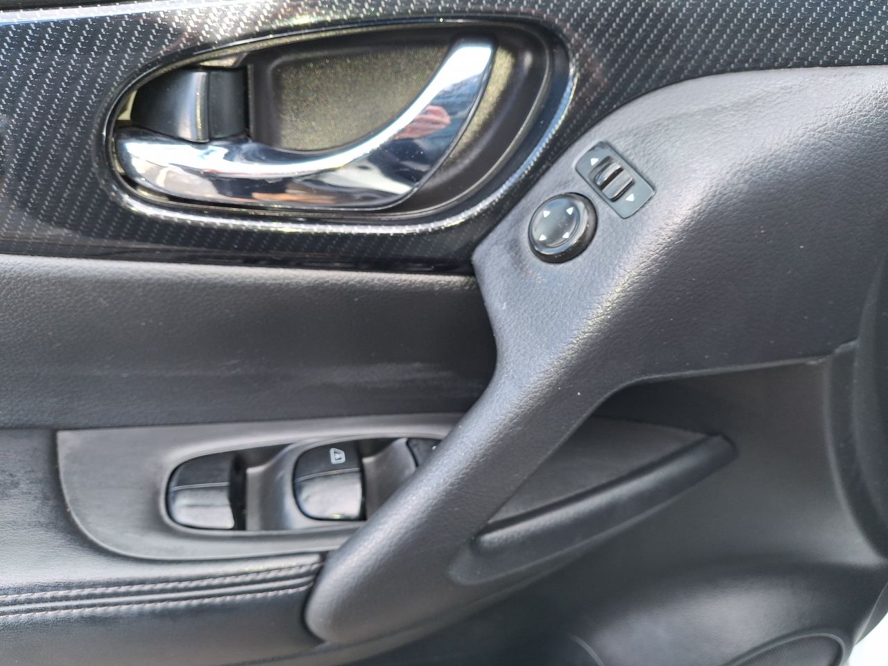NISSAN - 13
