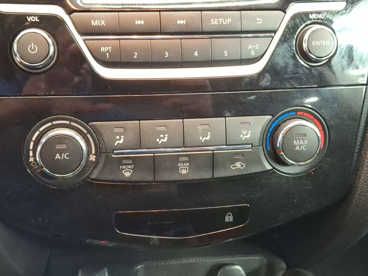 NISSAN - 28