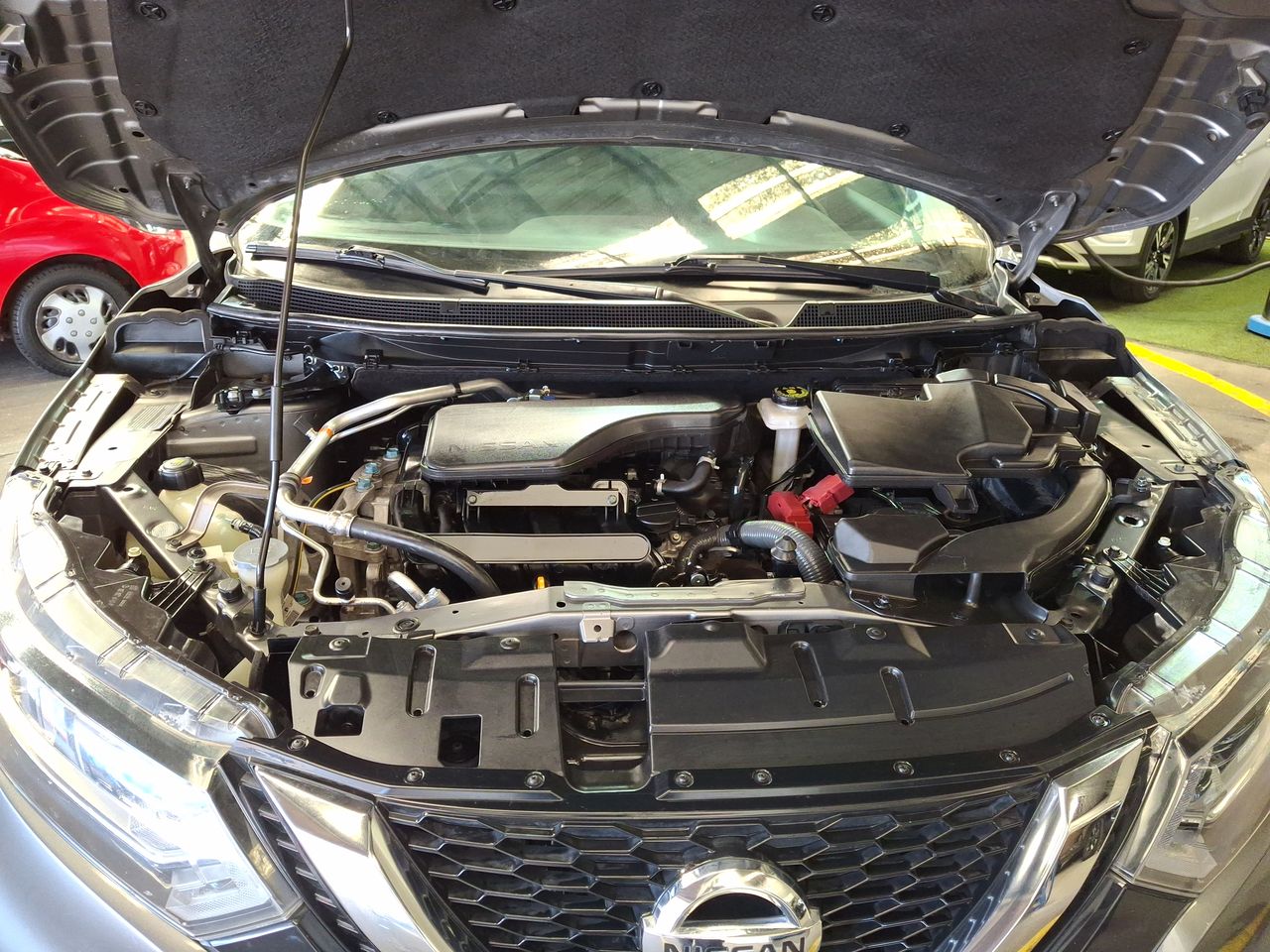 NISSAN - 18
