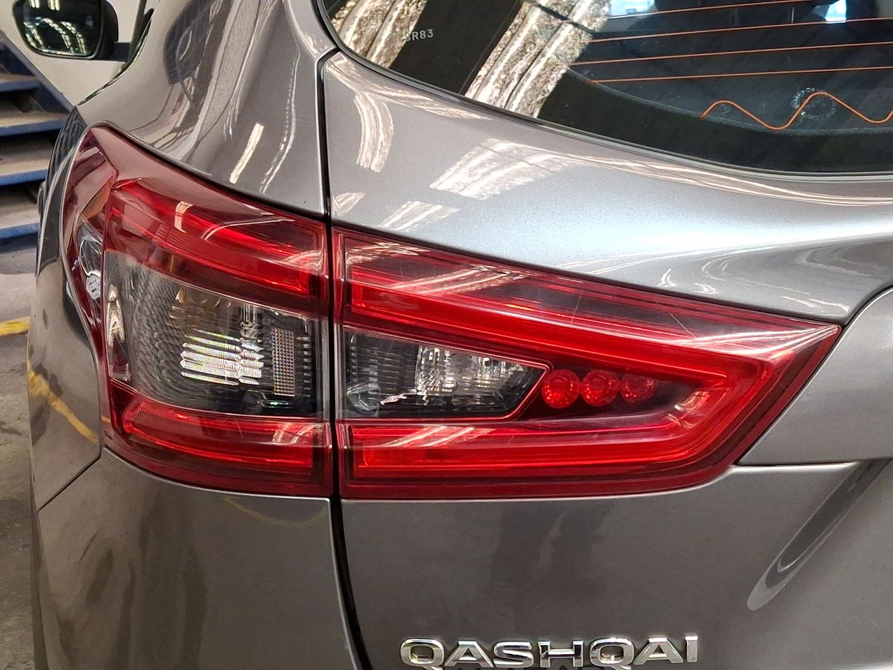 NISSAN - 20