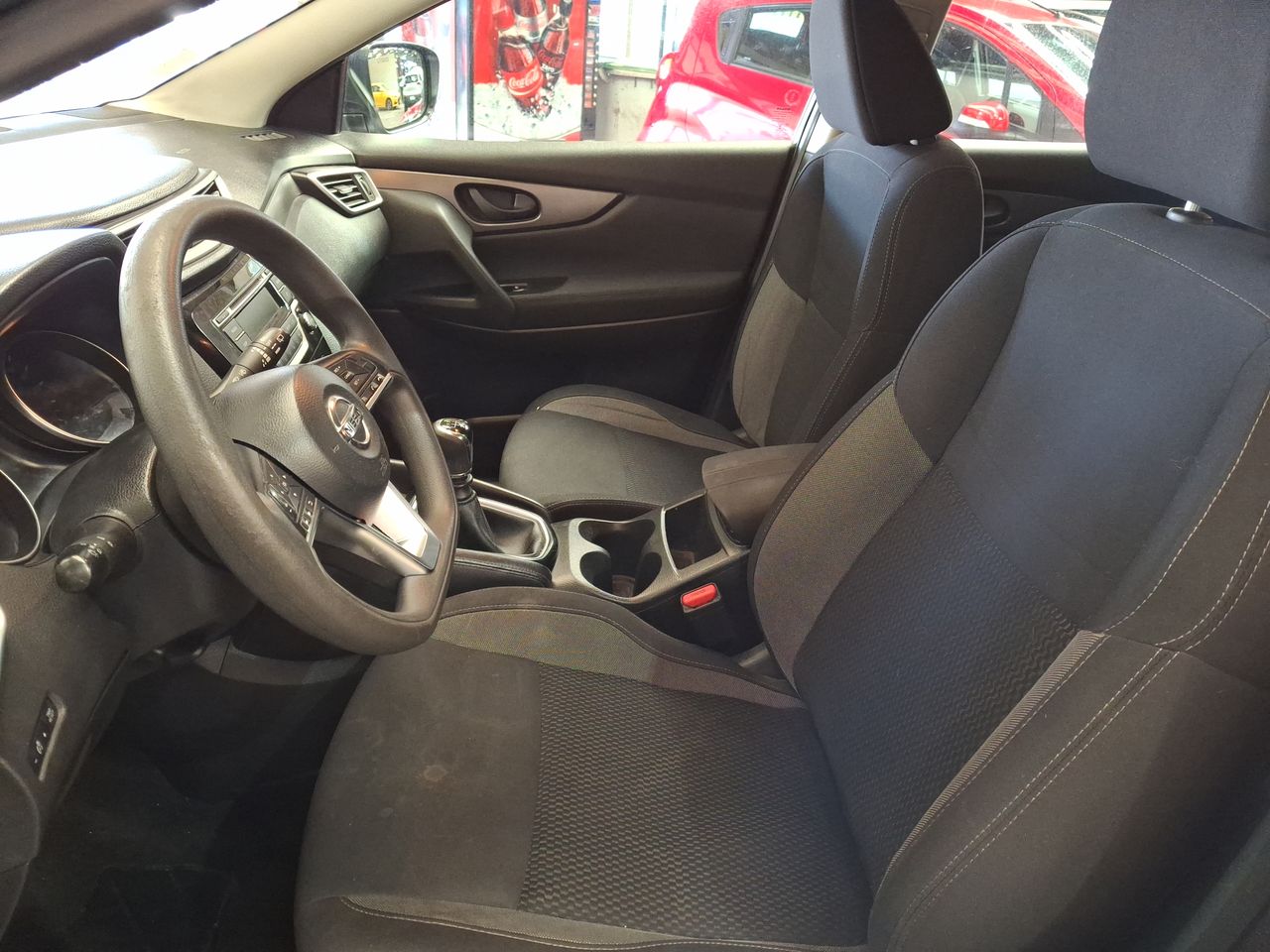 NISSAN - 23