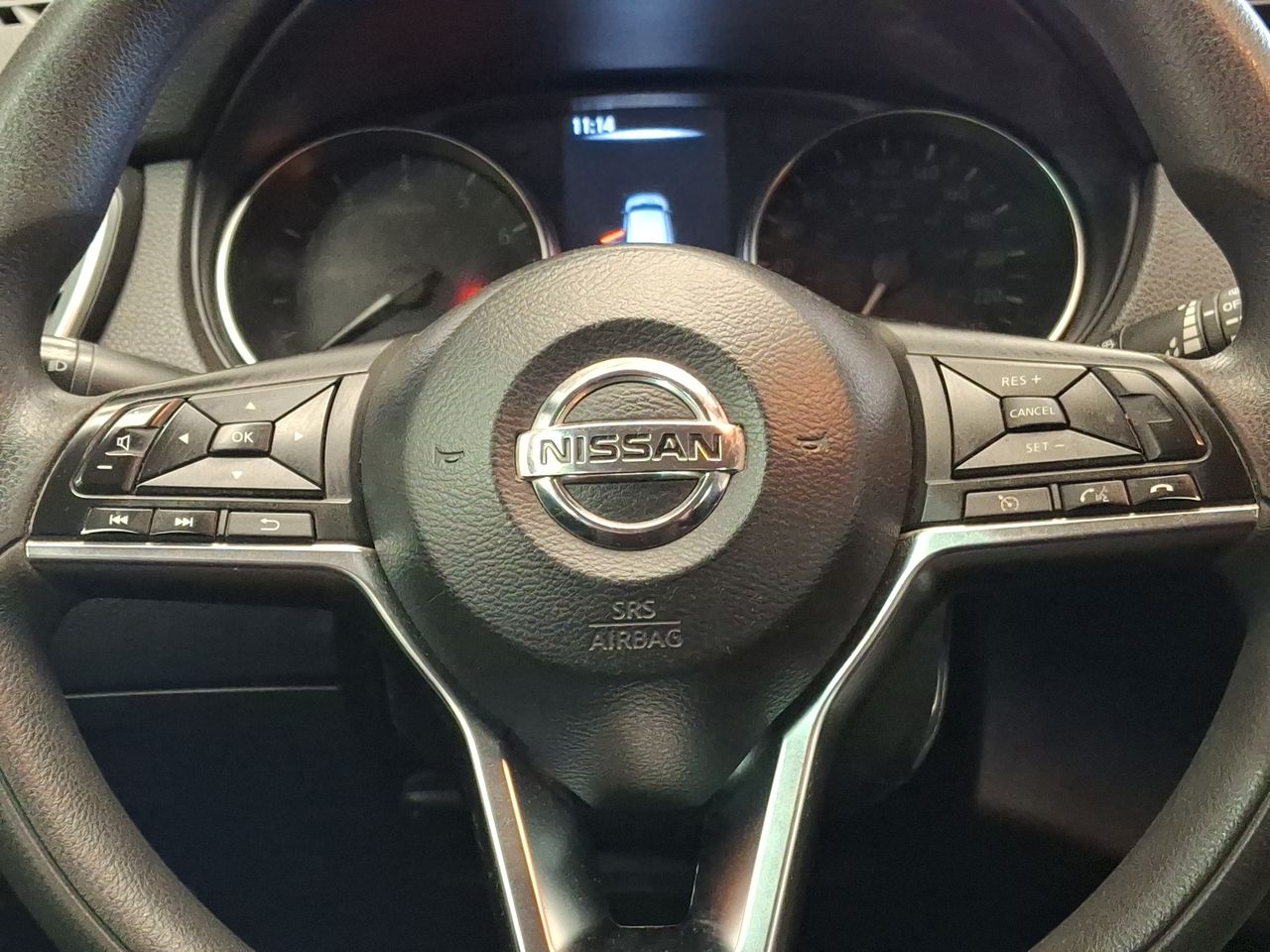 NISSAN - 25