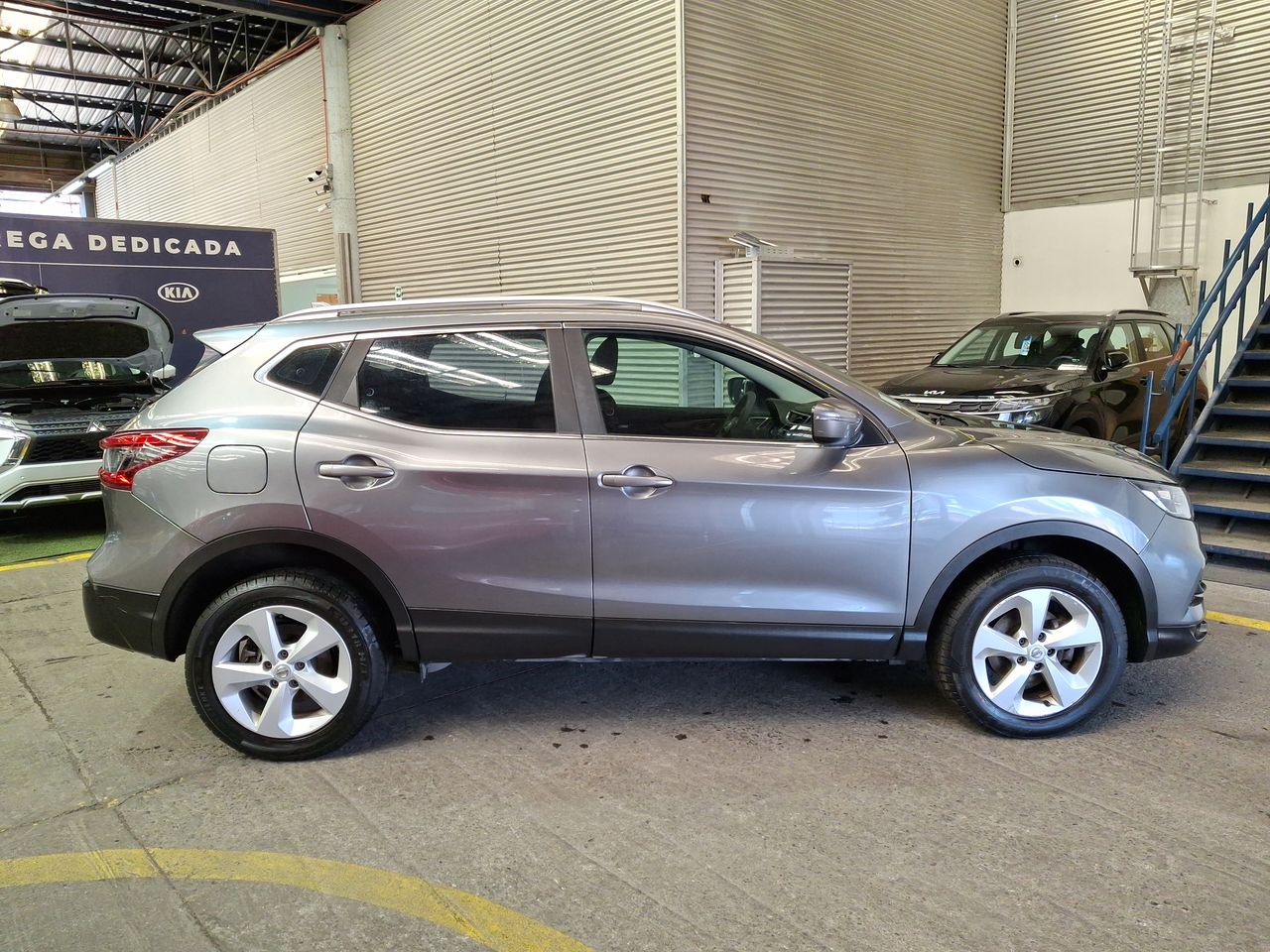 NISSAN - 8