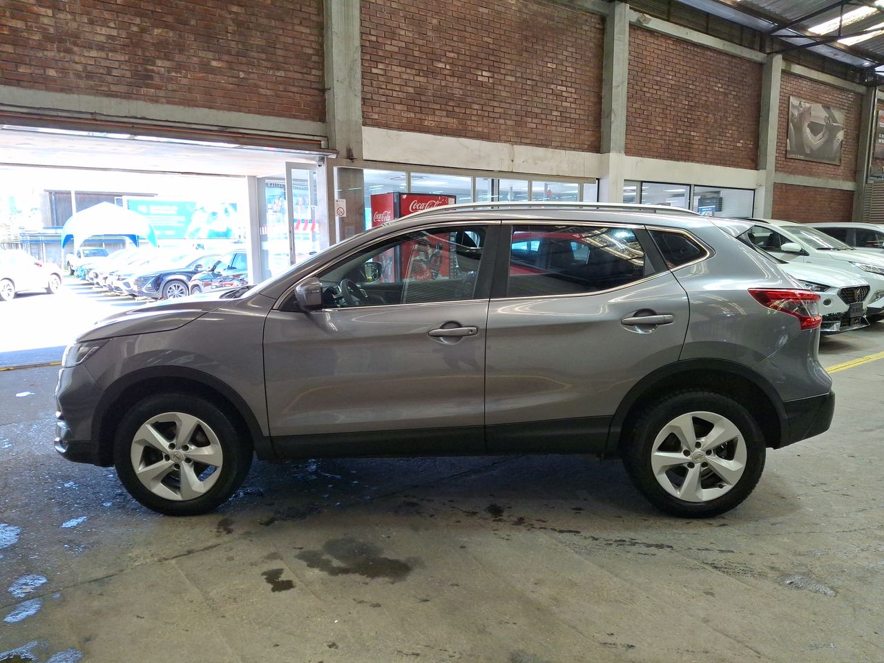 NISSAN - 4