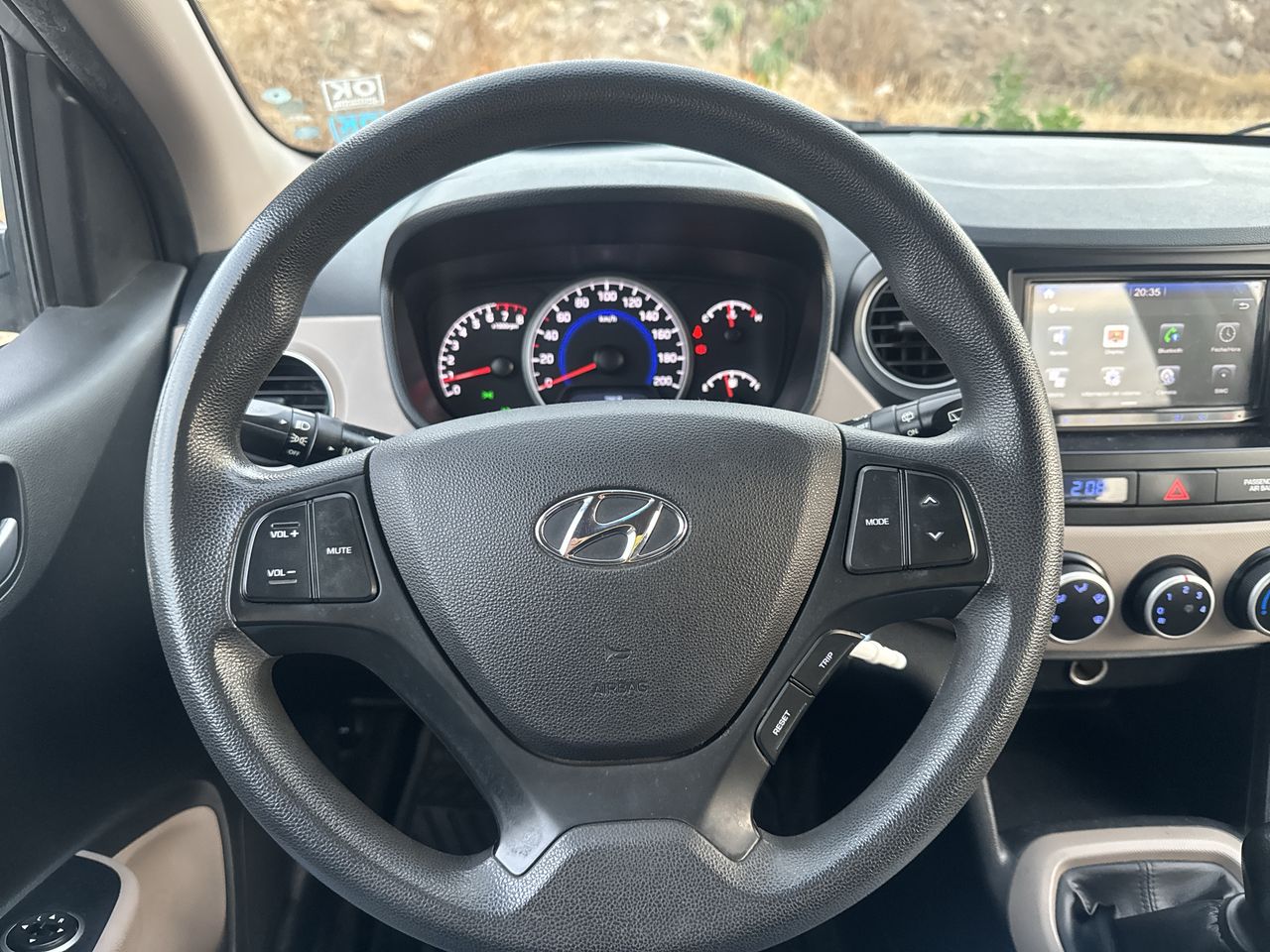 HYUNDAI - 11