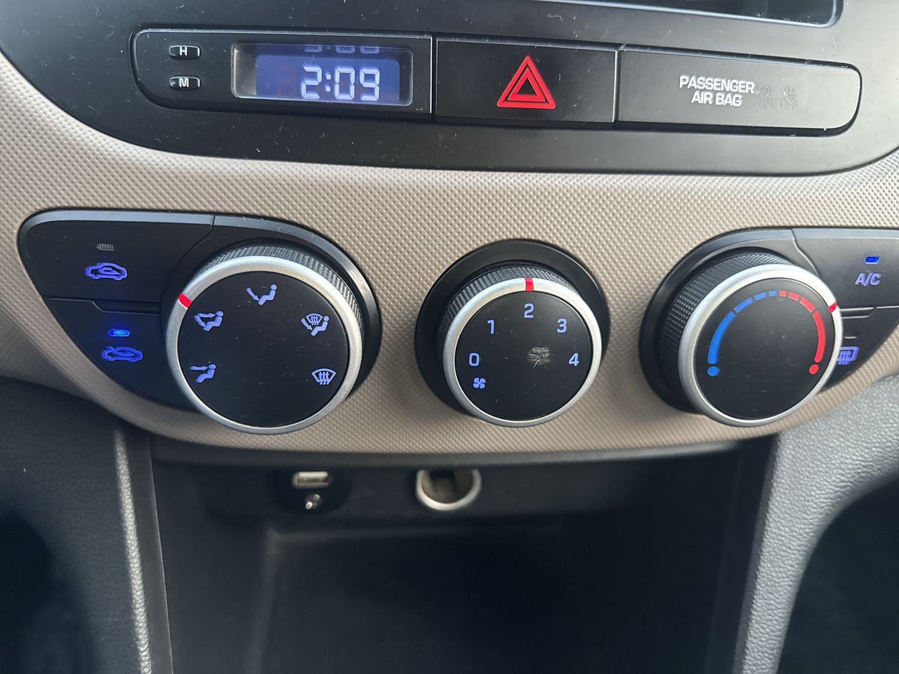 HYUNDAI - 14
