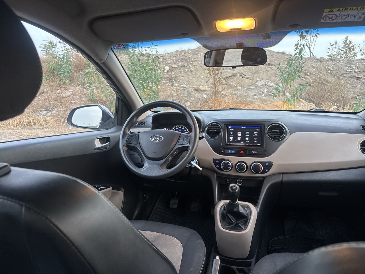HYUNDAI - 6