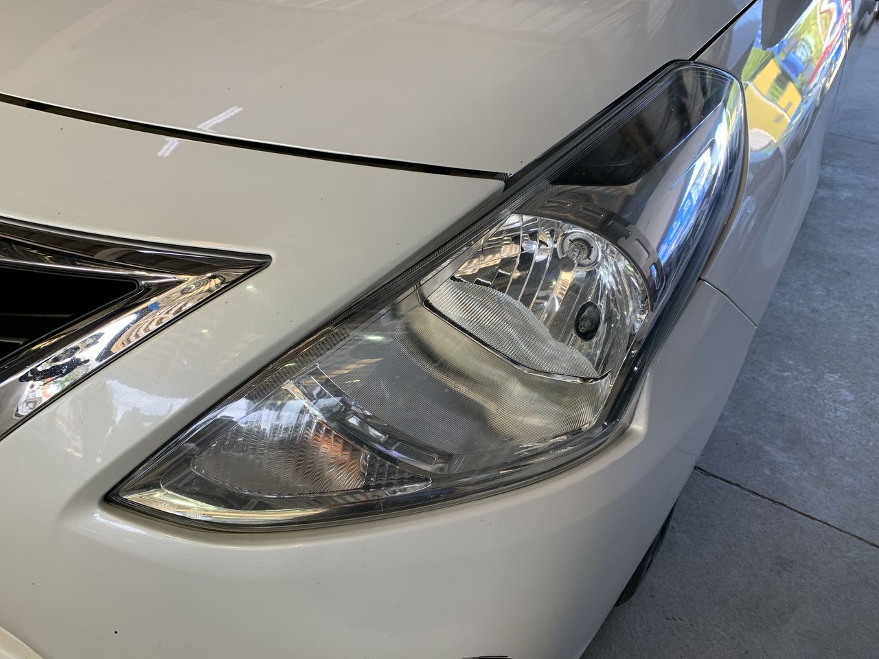 NISSAN - 19