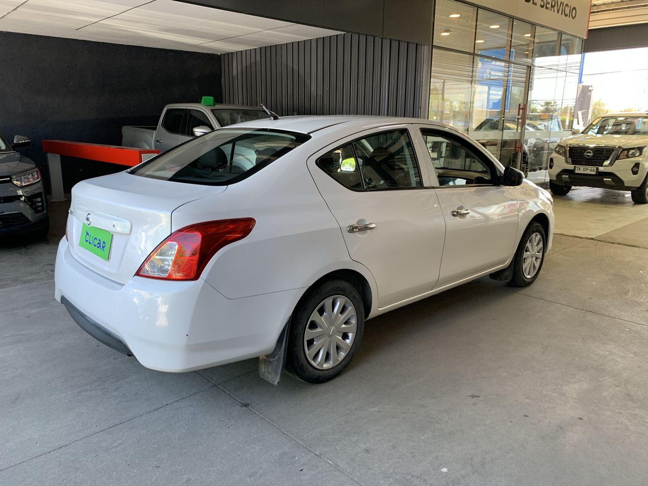NISSAN - 2