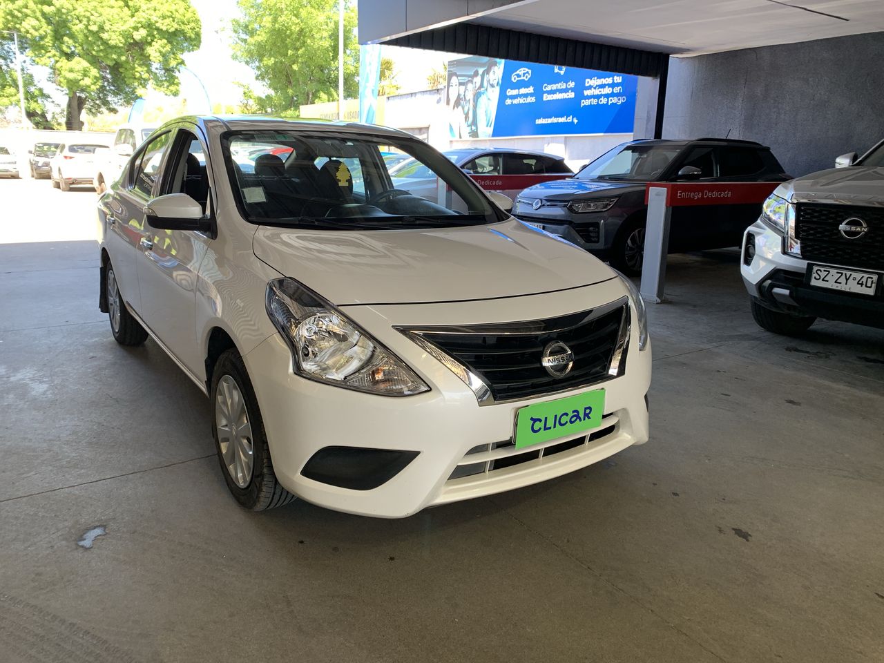 NISSAN - 4