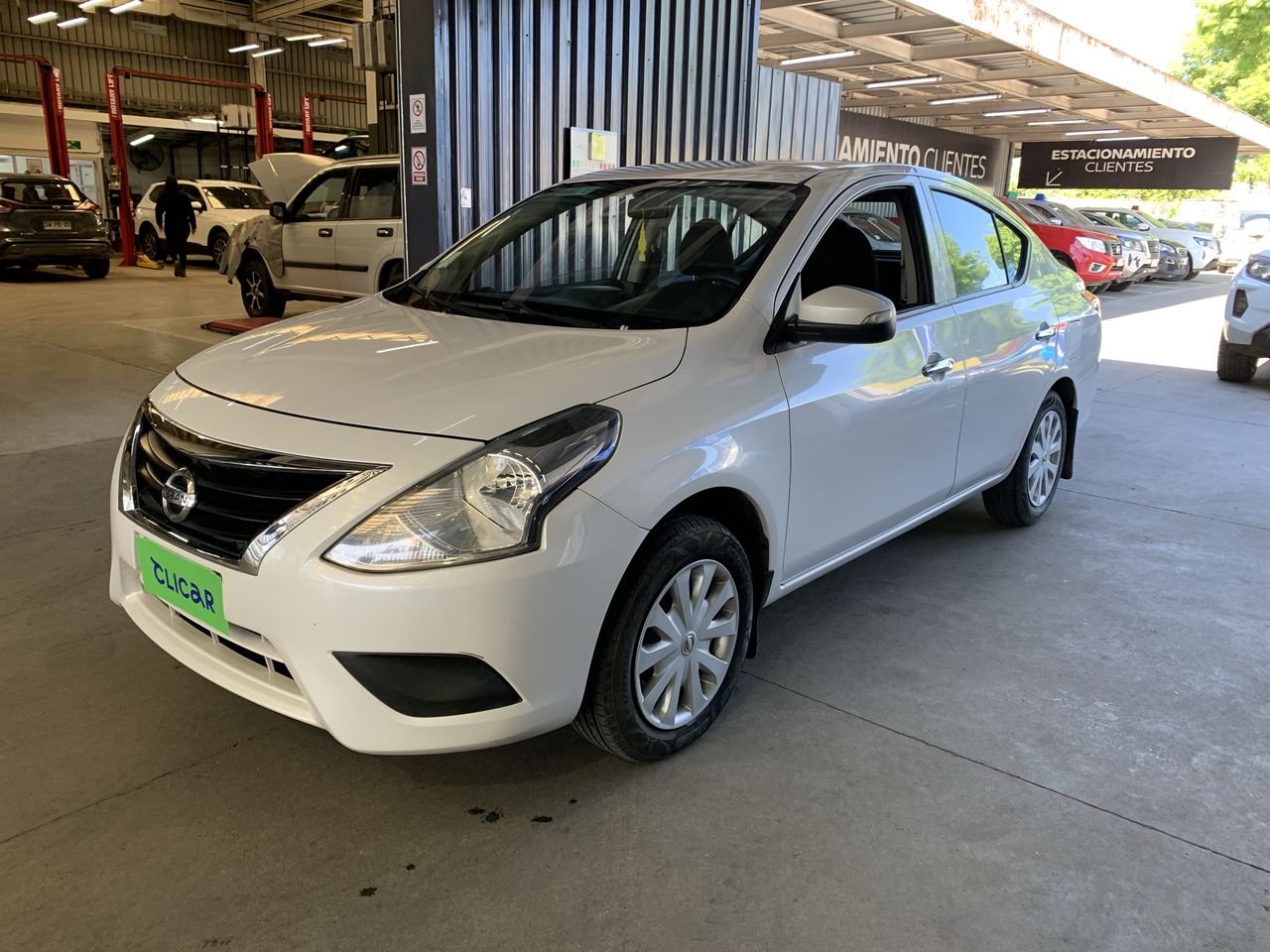 NISSAN - 6