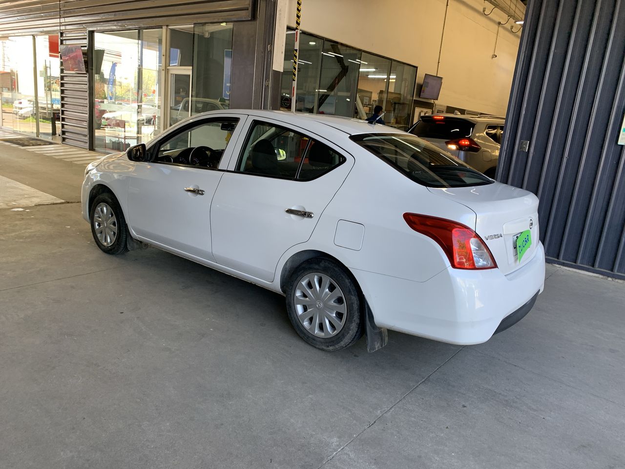 NISSAN - 7