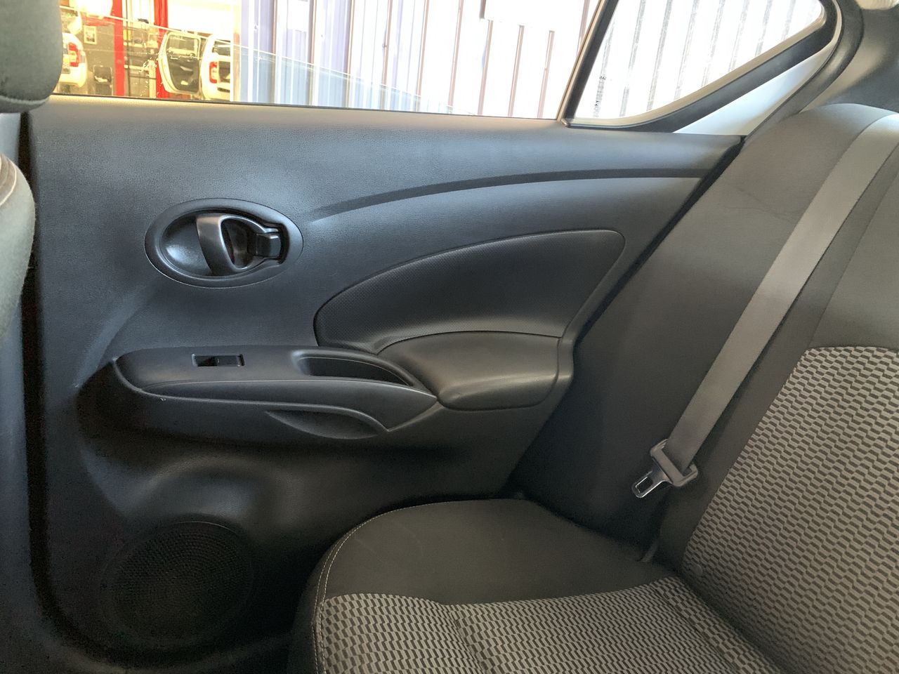 NISSAN - 11